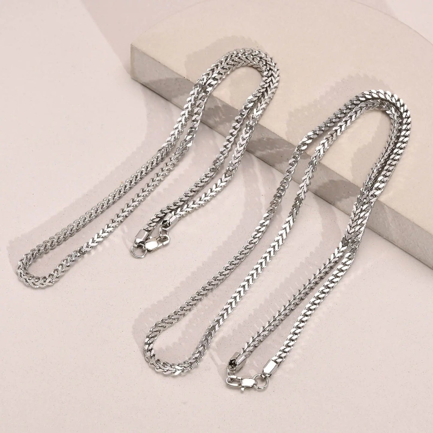 Silver Traditional Weave pattern Neck chain